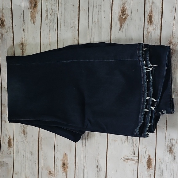 Maurices Everflex Flare Dark Wash Distressed Hem Jeans NWT - Picture 3 of 16